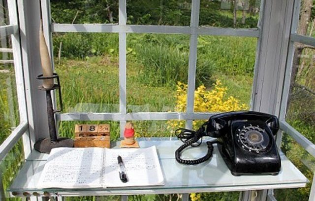 Bốt điện thoại kỳ lạ nhất thế giới ở Nhật Bản