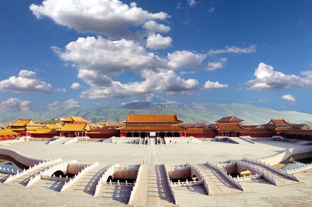 Phim trường Hoàng Điếm là trường quay lớn nhất thế giới