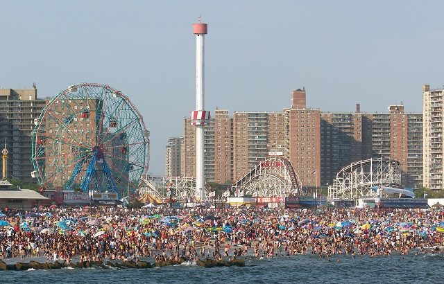 Coney Island – khu vui chơi giải trí lớn nhất xứ cờ hoa