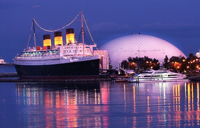 Hòa mình vào không khí vui tươi ở Long Beach, Los Angeles