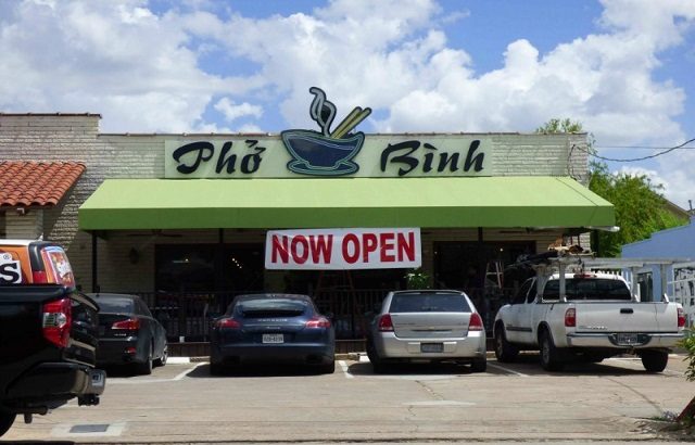  Thưởng thức món phở ngon nhất nước Mỹ ở Houston