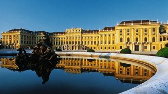 Vẻ đẹp quyến rũ của thủ đô Vienna cổ kính