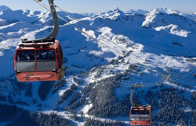 Thị trấn Whistle, khu nghỉ mát mùa đông nổi tiếng của Canada