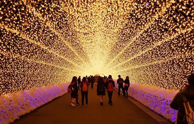 Mách bạn 3 địa chỉ đón Giáng sinh vui nhất ở Nhật Bản